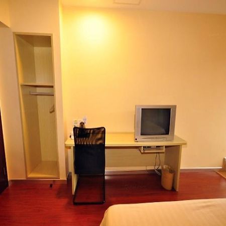 Motel 168 South Hushu Road Hangzhou Bagian luar foto